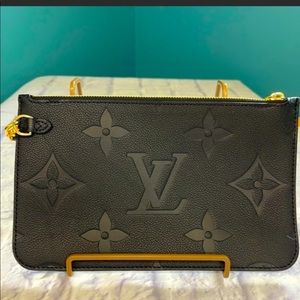 NEW Louis Vuitton Black Empreinte Pochette